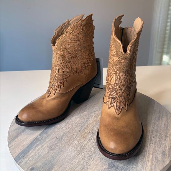 Lucchese Bootmaker Eagle Embroidered Tan Leather Ankle Boots Women’s 9.5 NWT - Picture 3 of 14